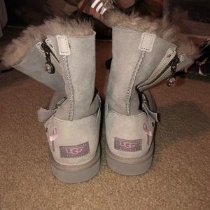 Grey uggs